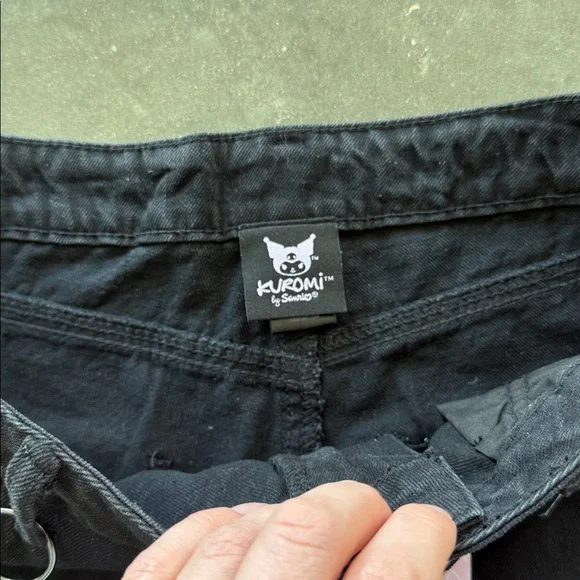 Hot Topic Kuromi Long Jean Shorts With Chain - Picture 6 of 9